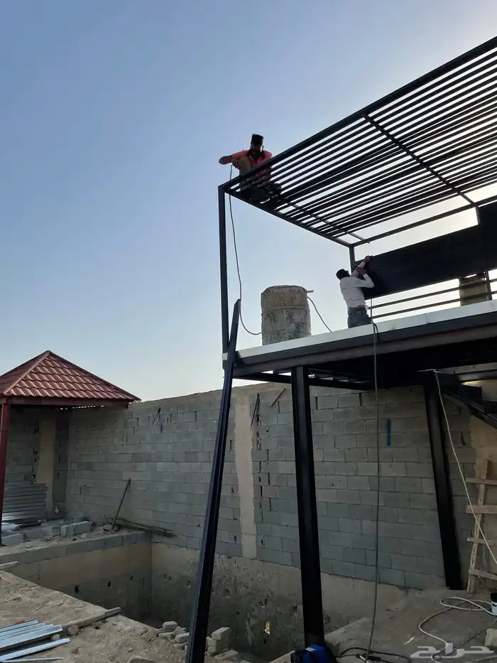 أعمال الحدادة الكريتال هناجر ومظلات وسواتر وتأسيس مصاعد 14