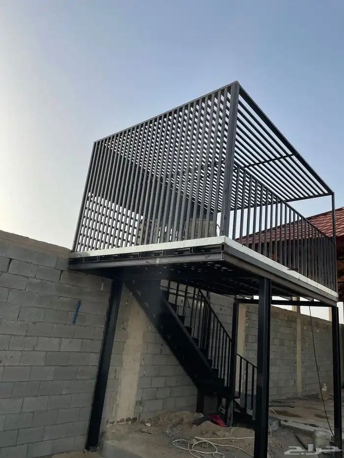 أعمال الحدادة الكريتال هناجر ومظلات وسواتر وتأسيس مصاعد 16