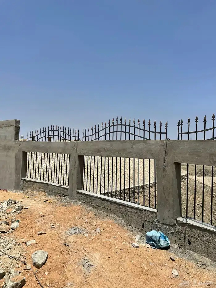 أعمال الحدادة الكريتال هناجر ومظلات وسواتر وتأسيس مصاعد 38