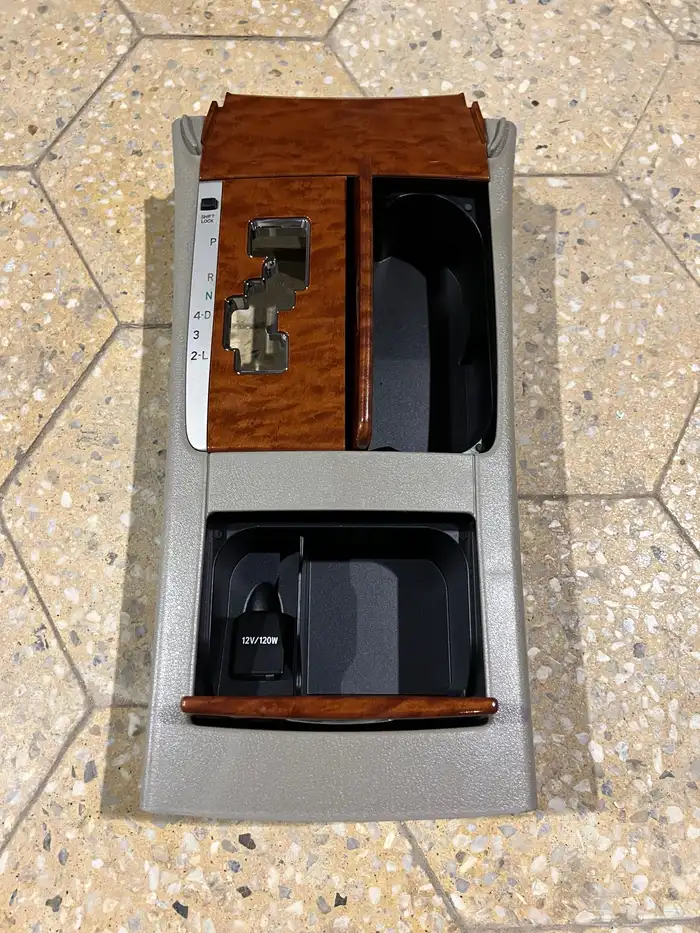 متوفر ديكور قير كامري وأوريون 2007 إلى 2011 مخشب 1