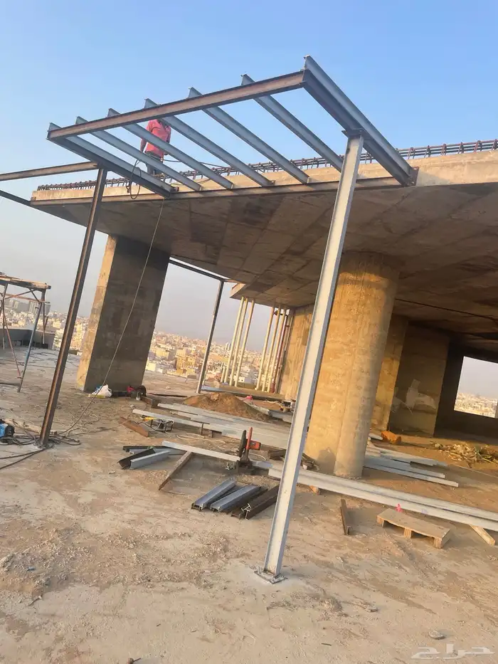 أعمال الحدادة الكريتال هناجر ومظلات وسواتر وتأسيس مصاعد 67