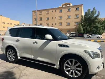 جيب انفنتي QX56 2011 2