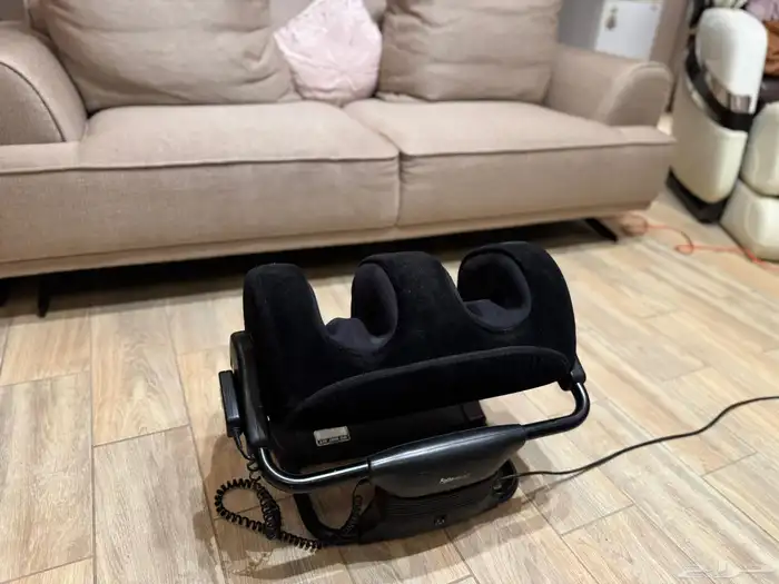 Ottoman 2.0 Massager (تم البيع) مسند ومدلك مساج القدمين 2