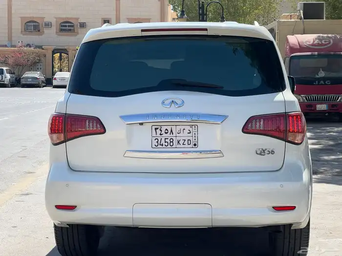 جيب انفنتي QX56 2011 3