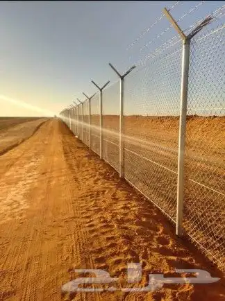 نقوم بتوريدالشبوك وتركيبهاوزراعة النخيل 1