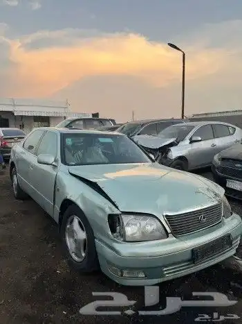 لكزس 400 موديل 99 تشليح قطع 3
