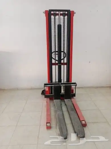 سيزر ليفت و مان ليفت للايجار يومي وشهري جميع الأحجام 2