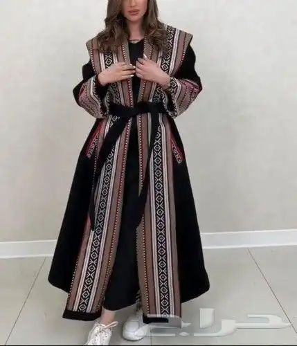 عبايه بشت سدو تراثي مصنوع من أجود أنواع الأقمشة 0