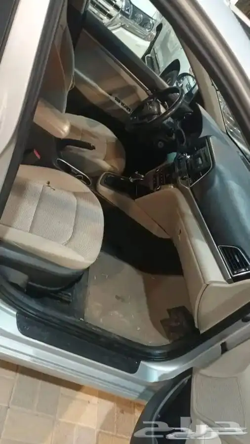 هيونداي انترا 2017 5