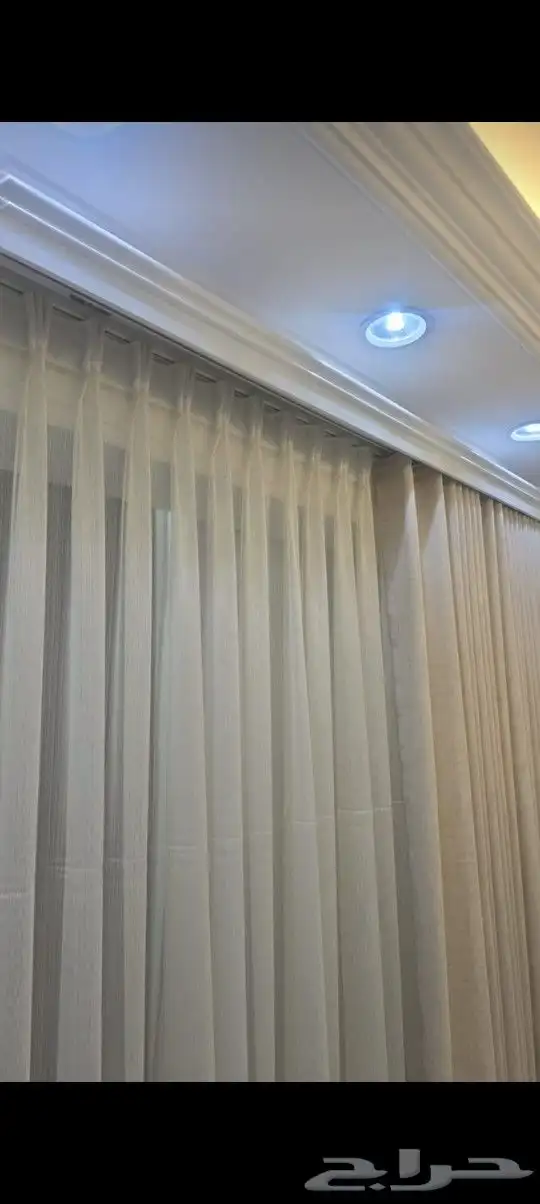محركات ستائر مع الريموت وعندنا تفيصل ستائر 1