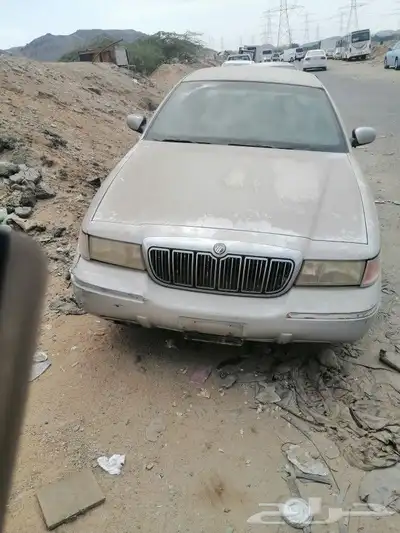 فورد ماركيز 2002للبيع قطع غيار فقط 0