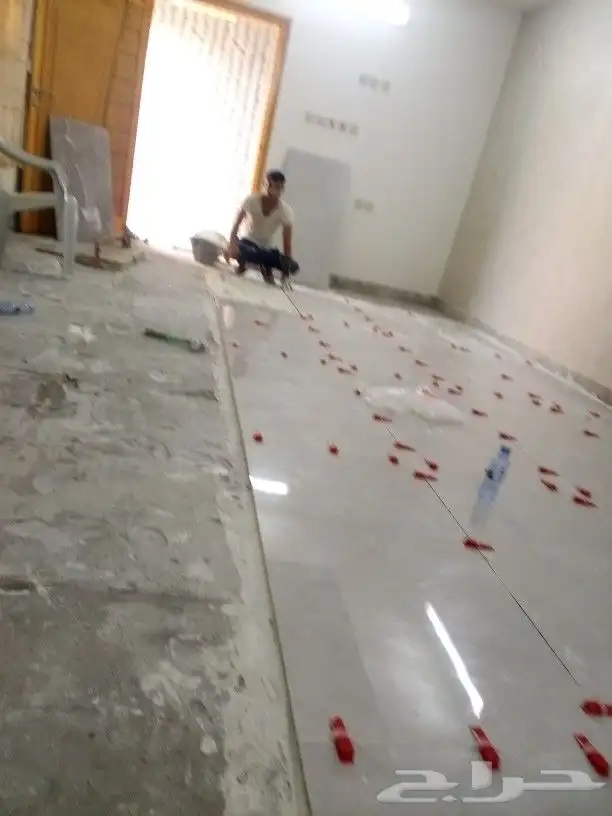 معلم بلاط السيراميك بجميع انواعها رقم جوال 0