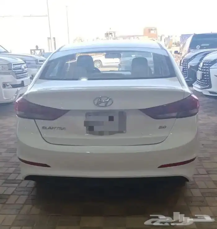 هيونداي انترا 2017 2