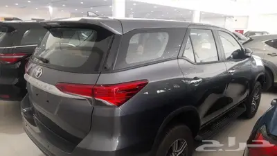 تويوتا فورشنر 4x2 موديل 2024 بنزين 41
