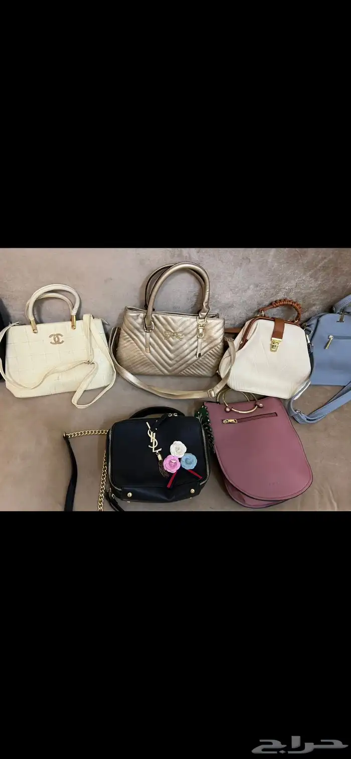 بيع شنطه نسائيه فيه الجديد وفي استخدام بسيط بيع مفرد وبيع ج 15