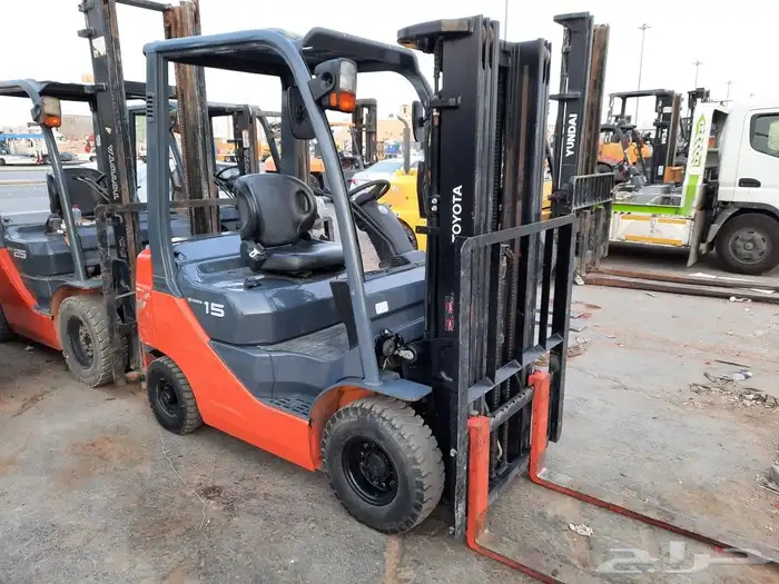 رافعه شوكيه للايجار 3طن 5طن 7طن 10طن فوركلفت forklift سكين 1