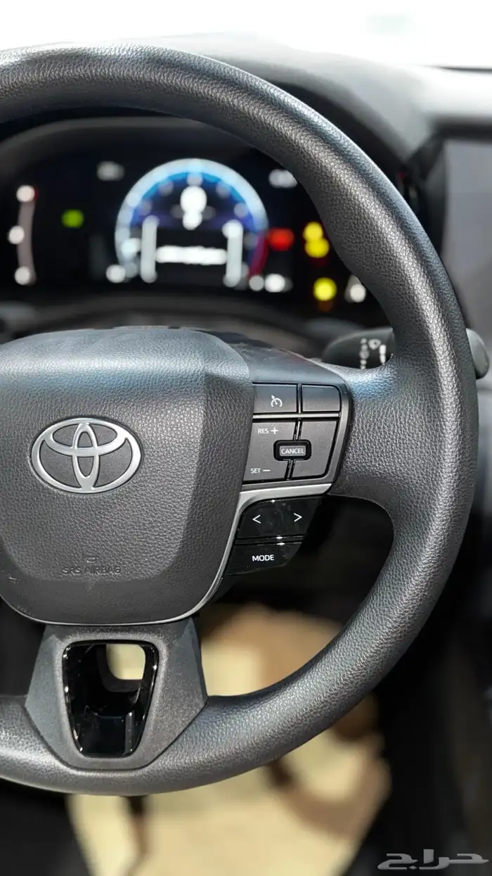 تويوتا كامري E موديل 2025 ستاندر طيس اصفار بطاقة 14