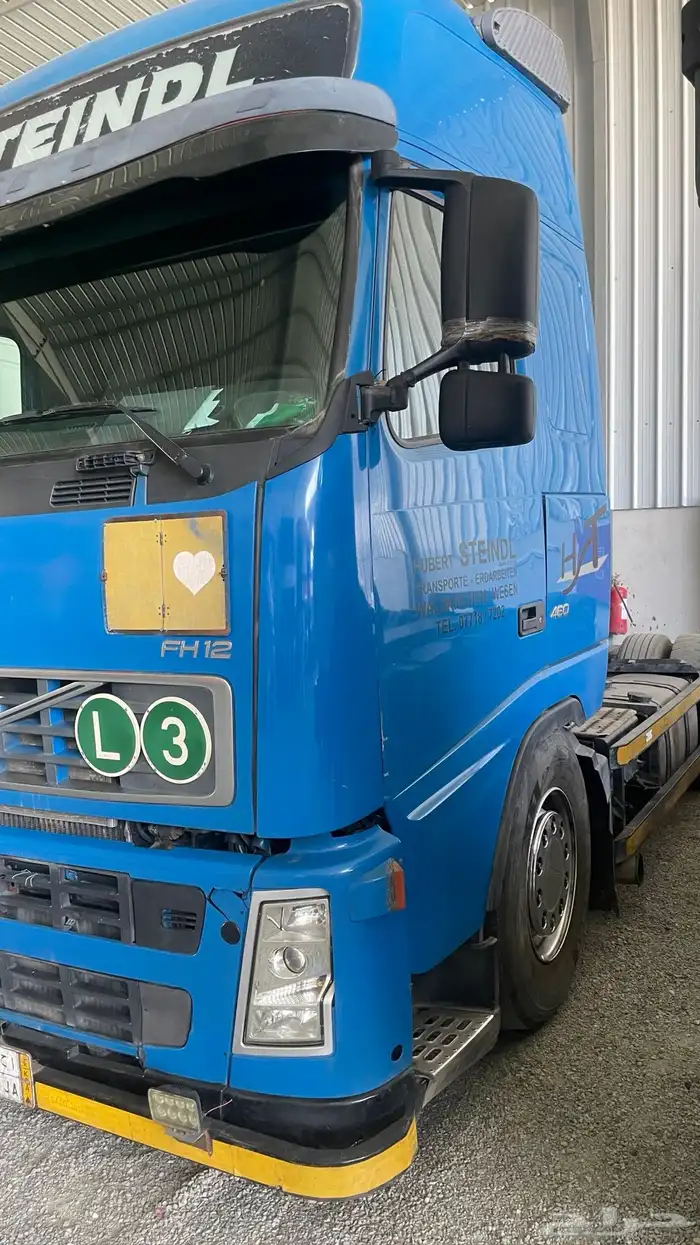 للبيع راس تريلة فولفو 2005 نظيف 2