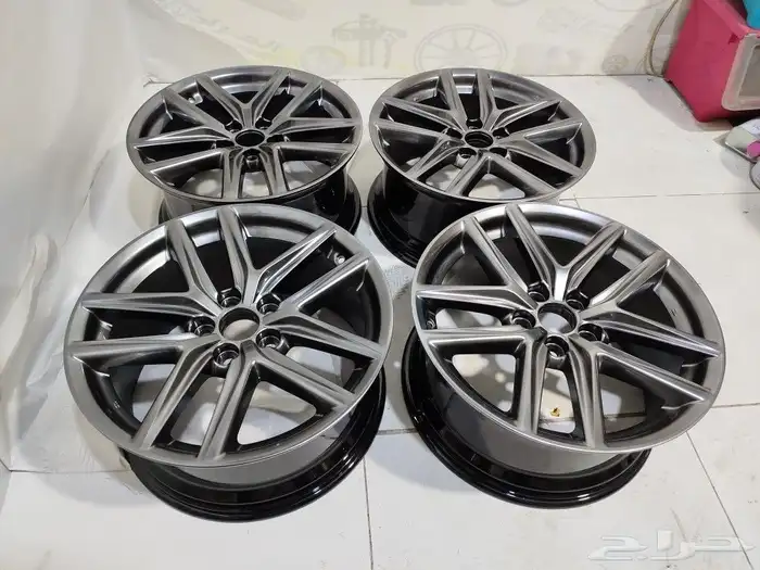 جنوط لكزس is مقاس 18 اصلي وكالة موديل 2017 1