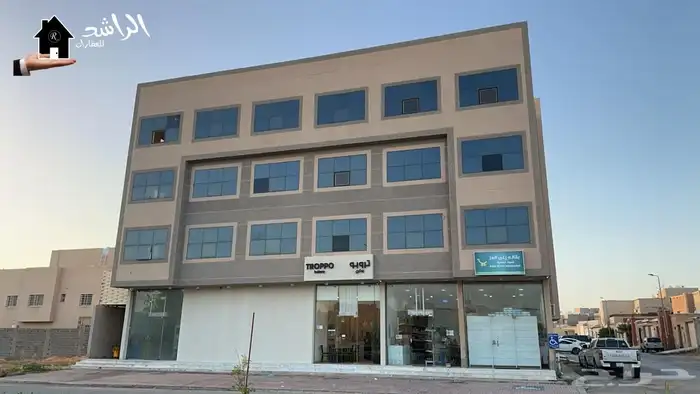 عمارة استثمارية للبيع بحي اليمامة بعنيزة 0