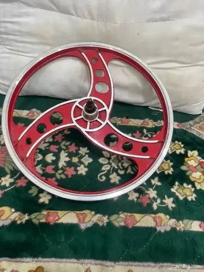 للبيع جنوط مراوح احمر 0