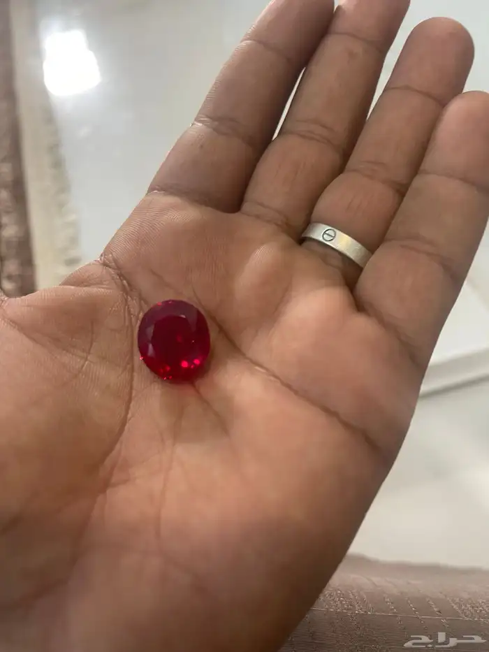 احجار كريمة (ياقوت واميتست وتنزنايت ونيزك) 0
