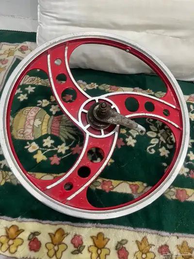 للبيع جنوط مراوح احمر 3