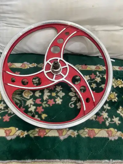للبيع جنوط مراوح احمر 1