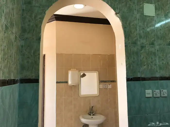شقة واستراحة عزاب للإيجار 2