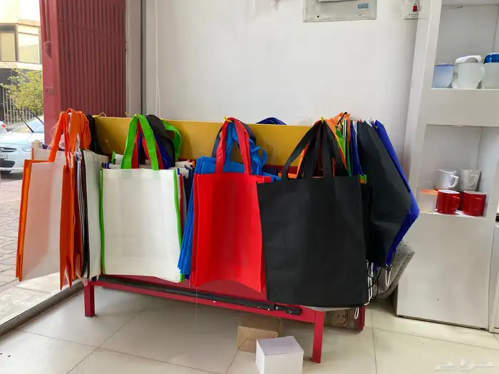 بوكسات اكياس عبايات اكياس شحن أكواب ليبل قماش لوقو جلد تاق 86