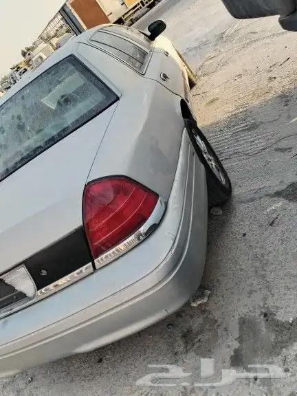 فورد فكتوريا 2011 قطع غيار 4