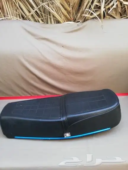 مقعدة دباب 0