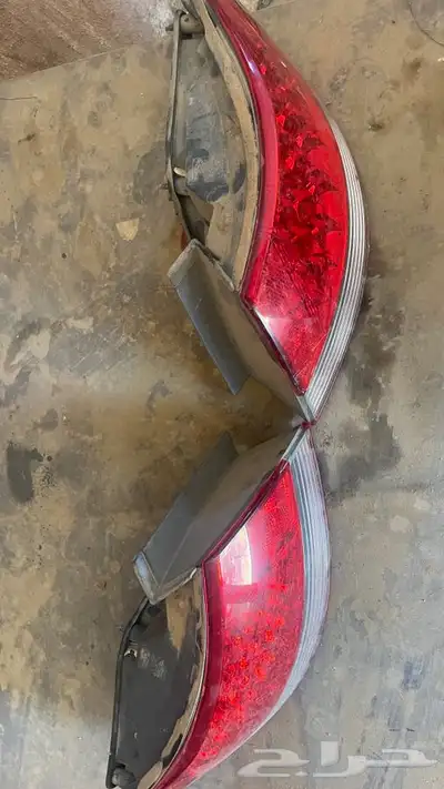 قطع غيار ازيرا 2010 12