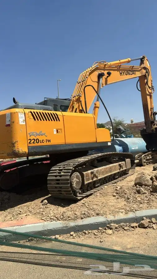 بوكلينات شيولات قلابات للايجار وبناء جدار ودفان سراه عبيدة 0