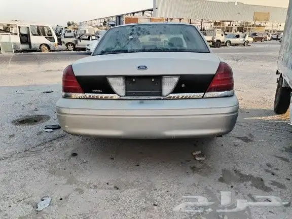 فورد فكتوريا 2011 قطع غيار 0