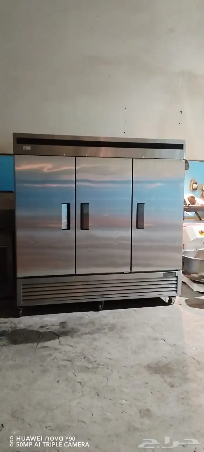 معدات مطعم شبه جديد ة 2