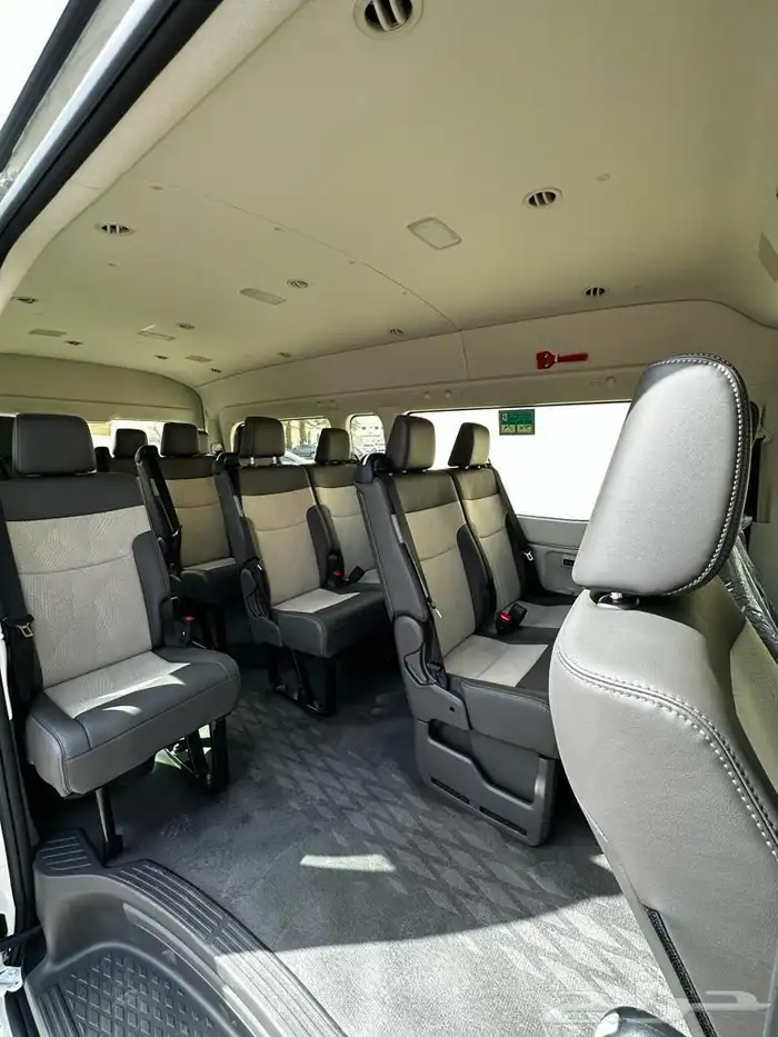 باصات للإيجار بأسعار منافسة 10