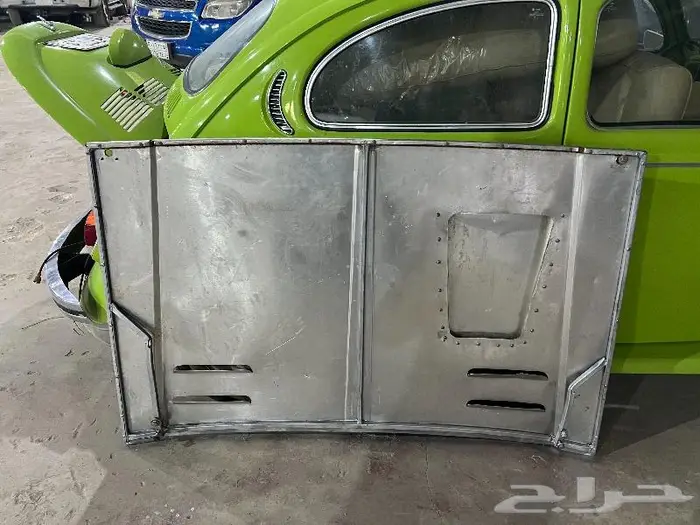 للبيع كبوت وشنطه خلفية صاج جيب شروكي 2001 2