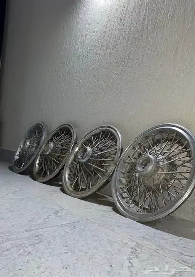 مجموعة قطع سيارات كلاسك 1