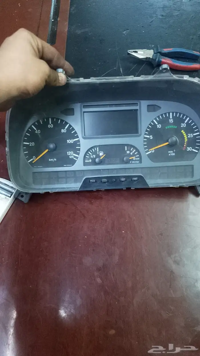 قطع غيار مارسيدس اكتروس ومان واتيكو جميع القطع عليها ضمان 17