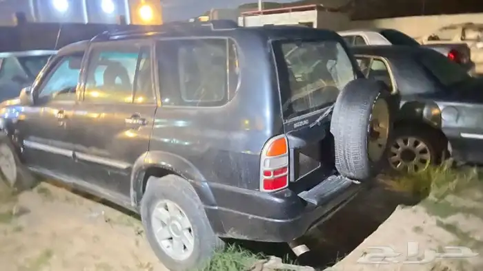 قطع غيار جيب سزوكي فيتارا 2002 4