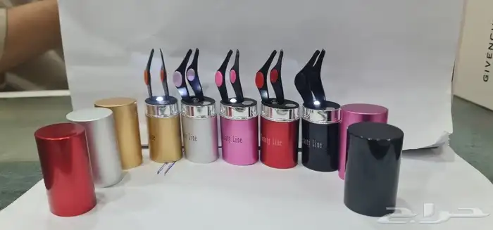 مناطب شعر مع اضاؤة LED متوفر 200 حبه والسعر مناسب 0