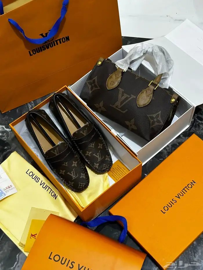 شنط طبق الأصل 12