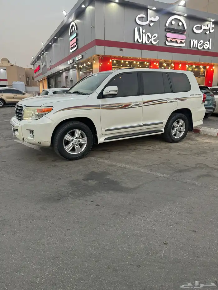 لاندكروزر تم البيع 0