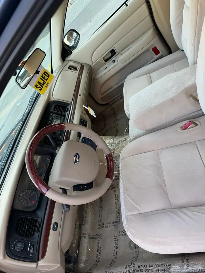 فورد فكتوريا سعودي 19