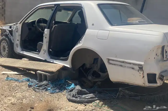 عندي سيارة تشليح كرون الموديل 98 10