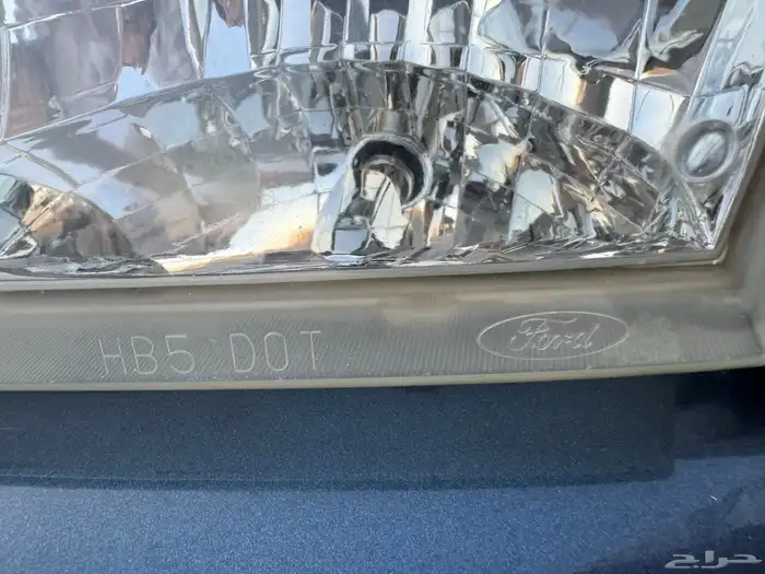 فورد فكتوريا سعودي 15