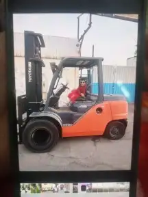 رافعة شوكية فوركلفت وكرين للإيجار شهري يومي سنوي 10 طن جديد 0