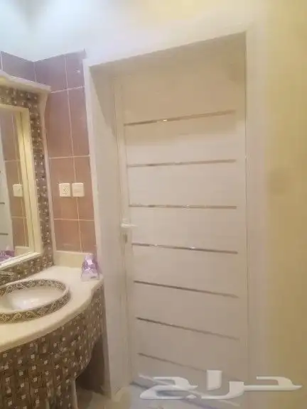 نوافذ الالمونيوم سرايا وعادي باب وشباك مح زجاج دبل 0