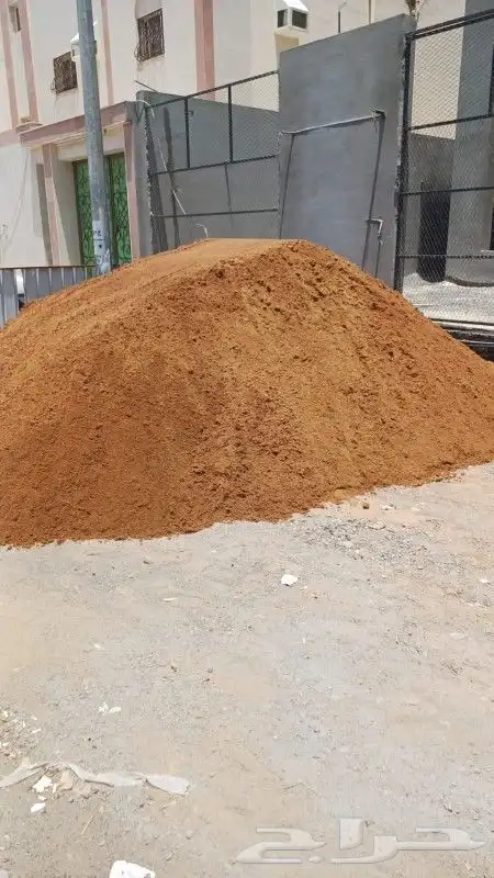 رمل احمر رمل مغسول 0